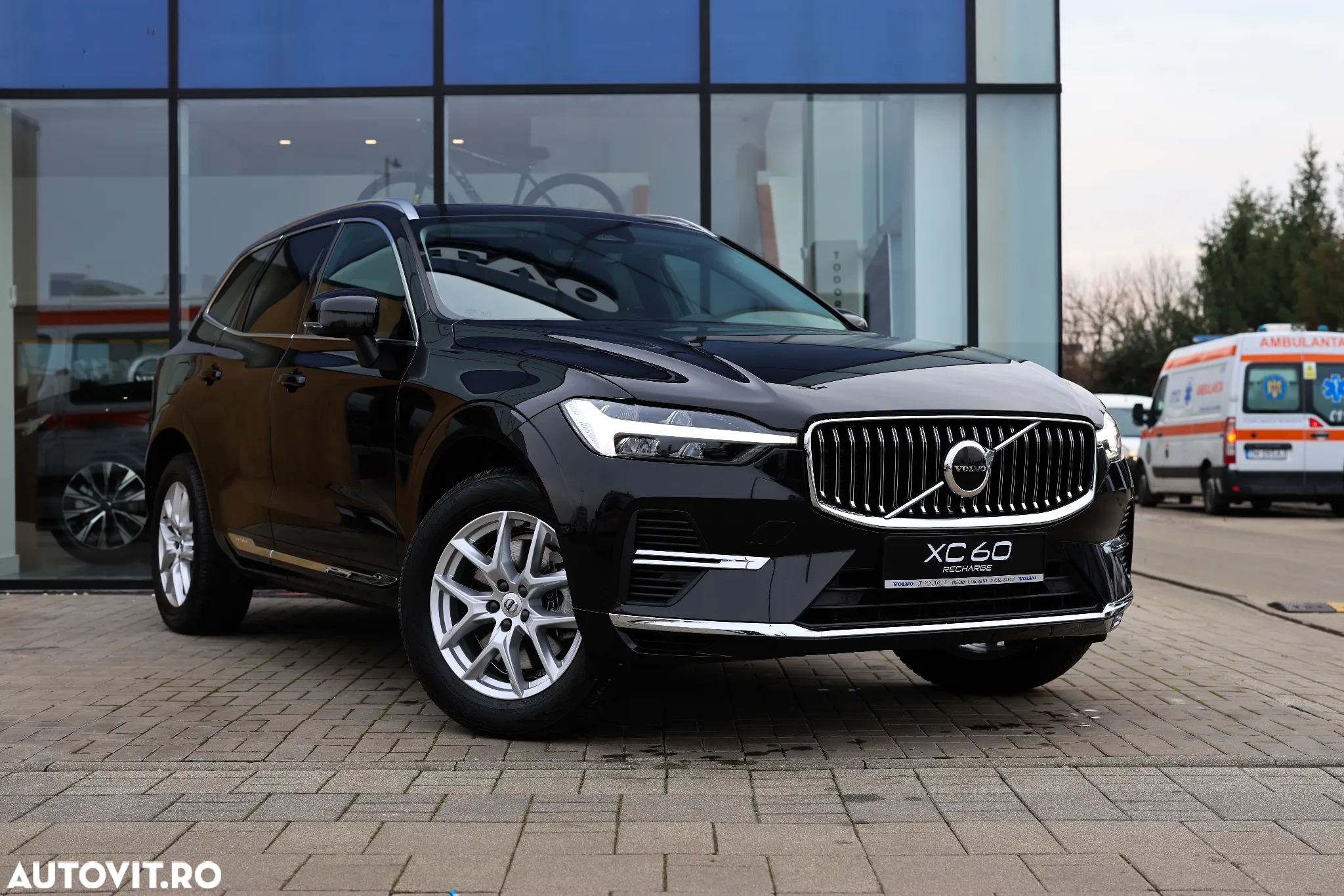 Volvo XC 60 Recharge T6 AWD AT Core - 2