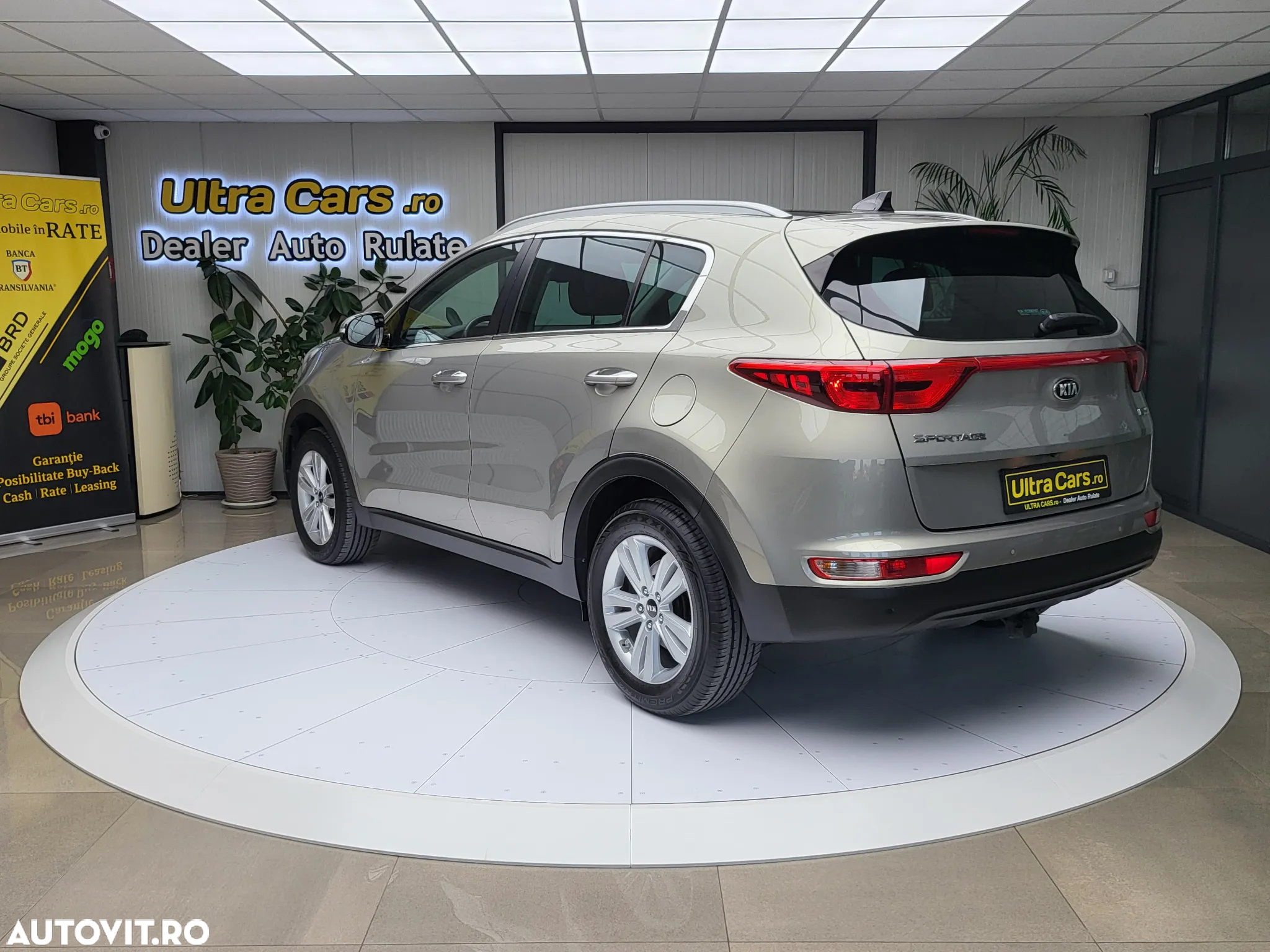 Kia Sportage 1.7 CRDI 2WD Attract - 4