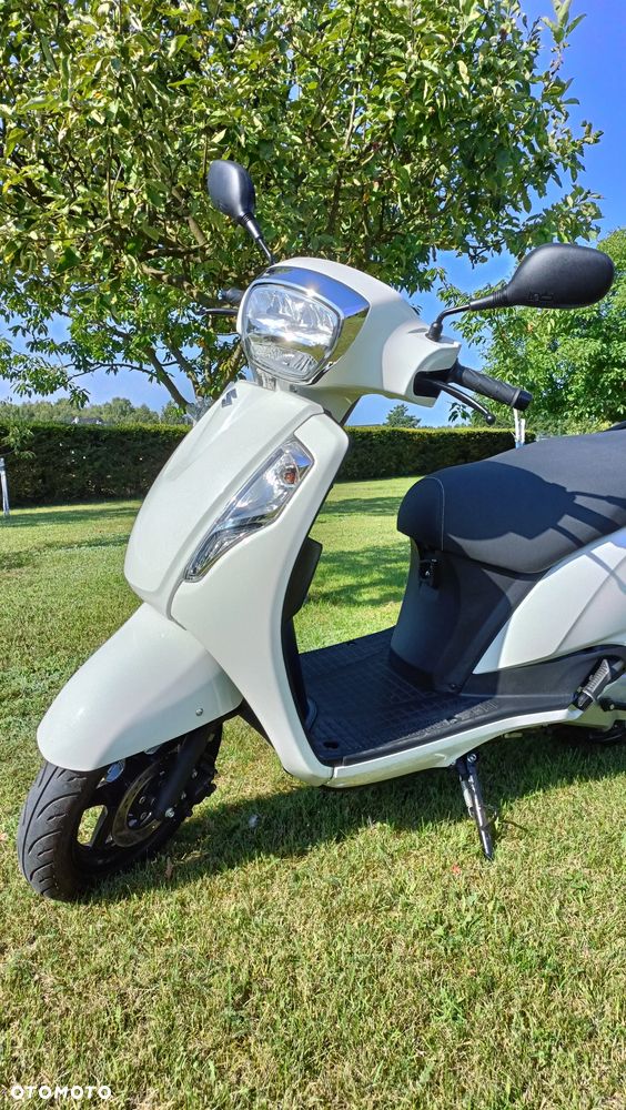 Suzuki Address - 1