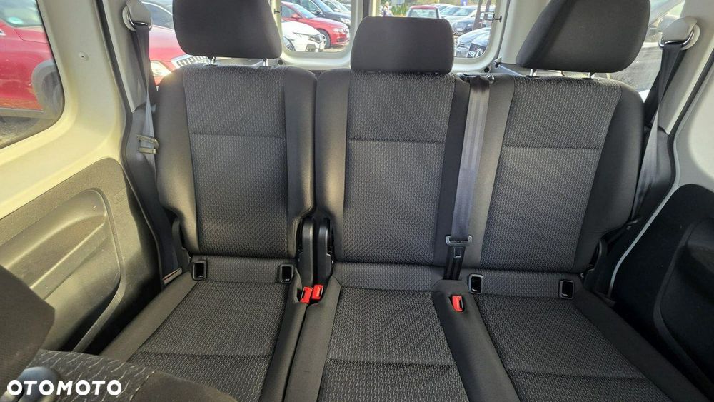 Volkswagen Caddy - 18