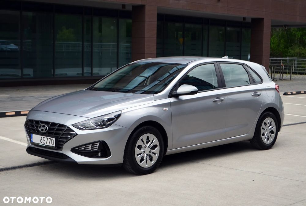 Hyundai i30 1.5 DPI Modern - 23