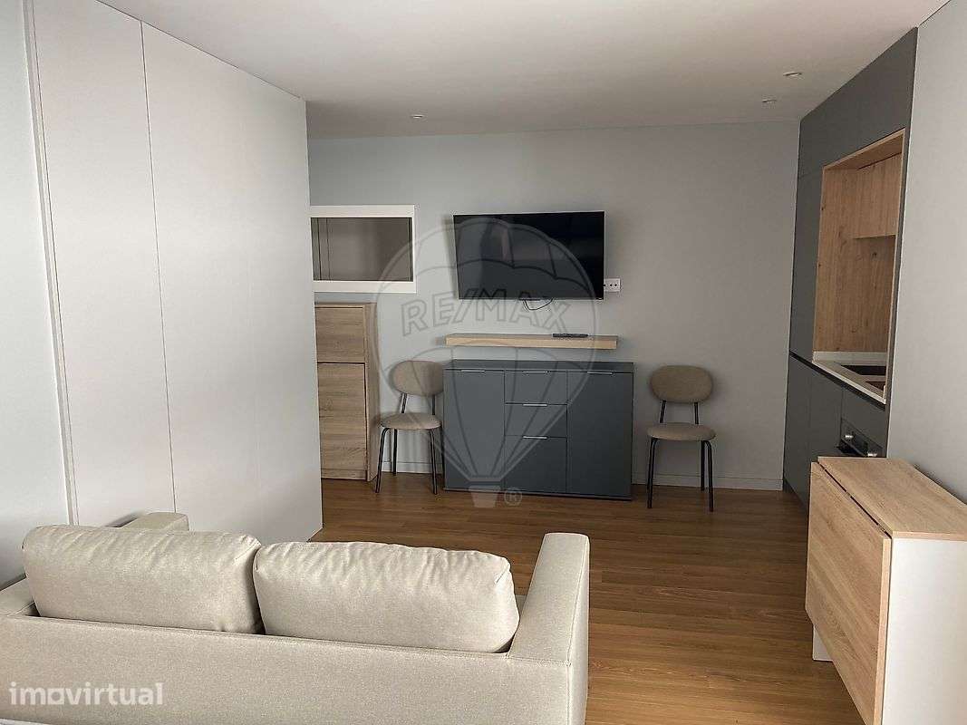 Apartamento T0 para arrendamento - Grande imagem: 5/9
