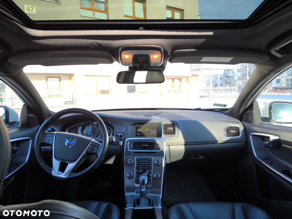 Volvo V60 - 16