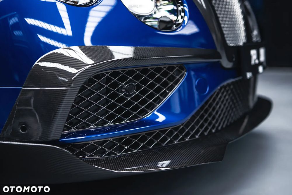 Bentley Continental GT - 12