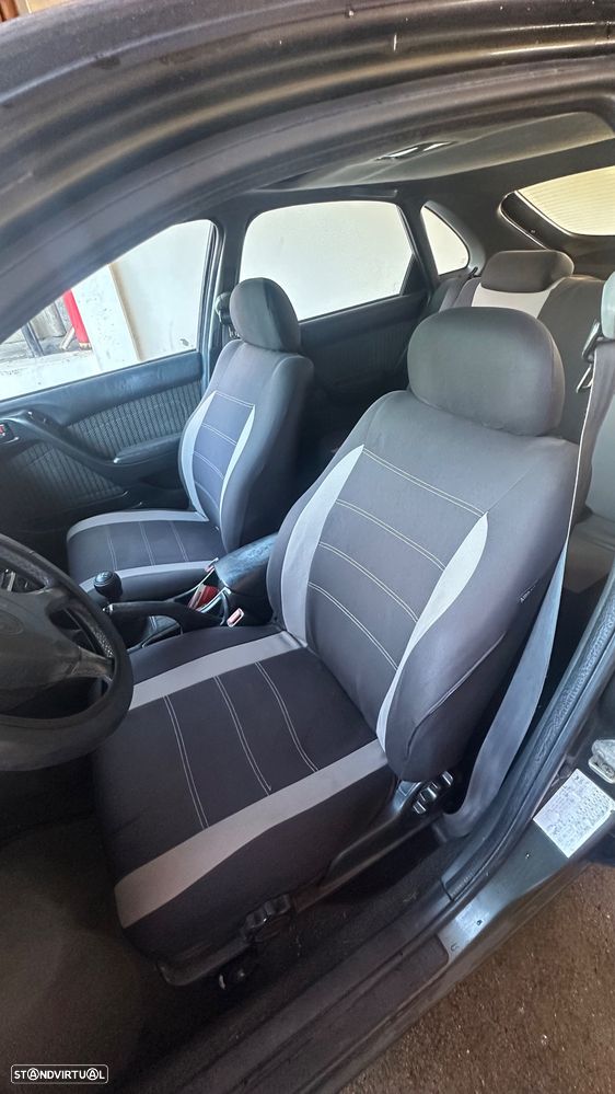 Toyota Carina E Liftback 1.6 Classy - 6
