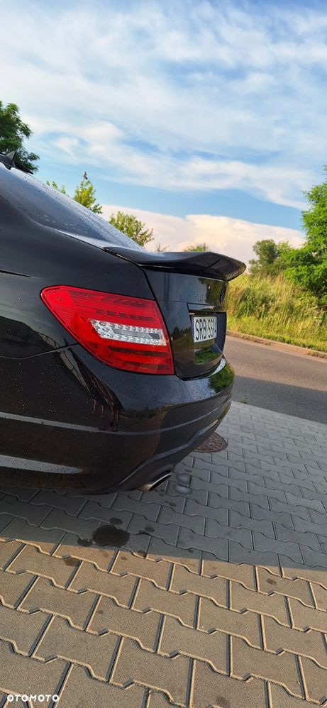 Mercedes-Benz Klasa C 350 7G-TRONIC Edition - 14