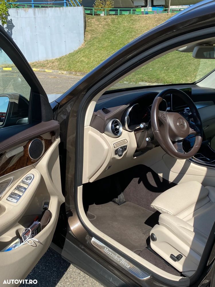 Mercedes-Benz GLC 250 4MATIC - 8