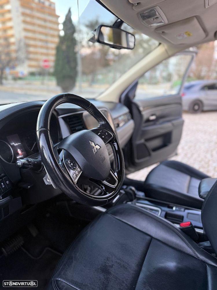 Mitsubishi Outlander 2.0 Kaiteki CVT - 5