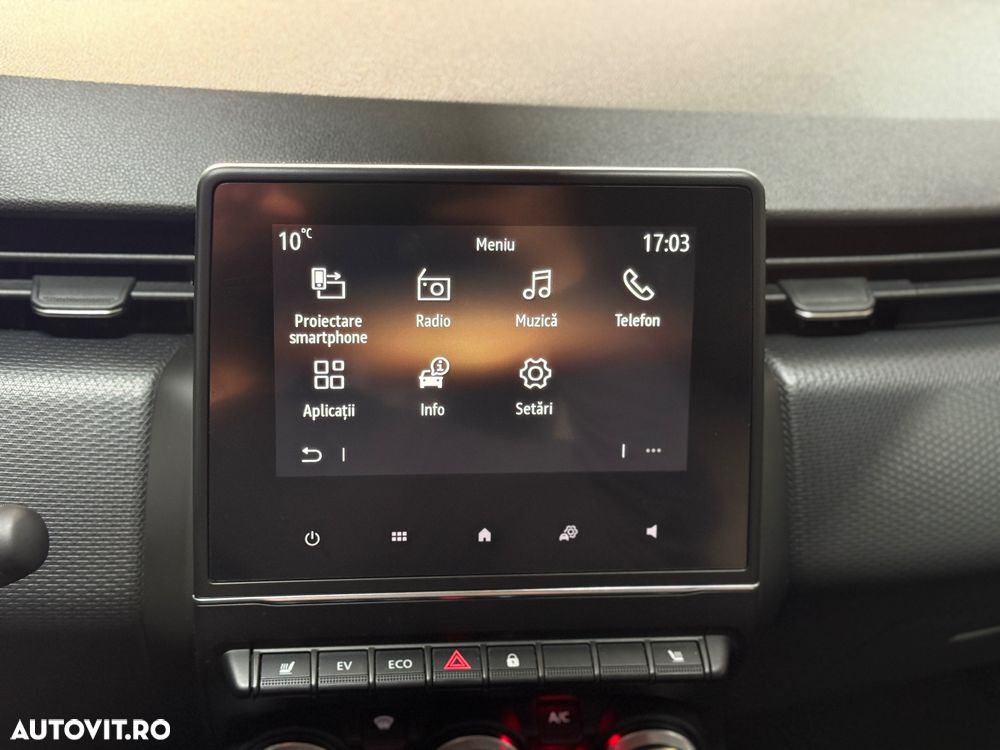 Renault Clio V E-Tech 145 Techno - 17