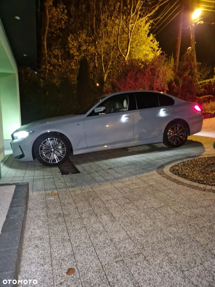 BMW Seria 3 330i xDrive M Sport - 5