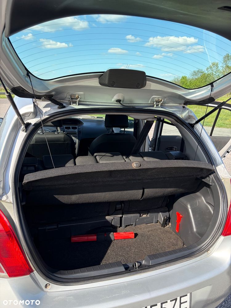 Toyota Yaris 1.0 Life - 11