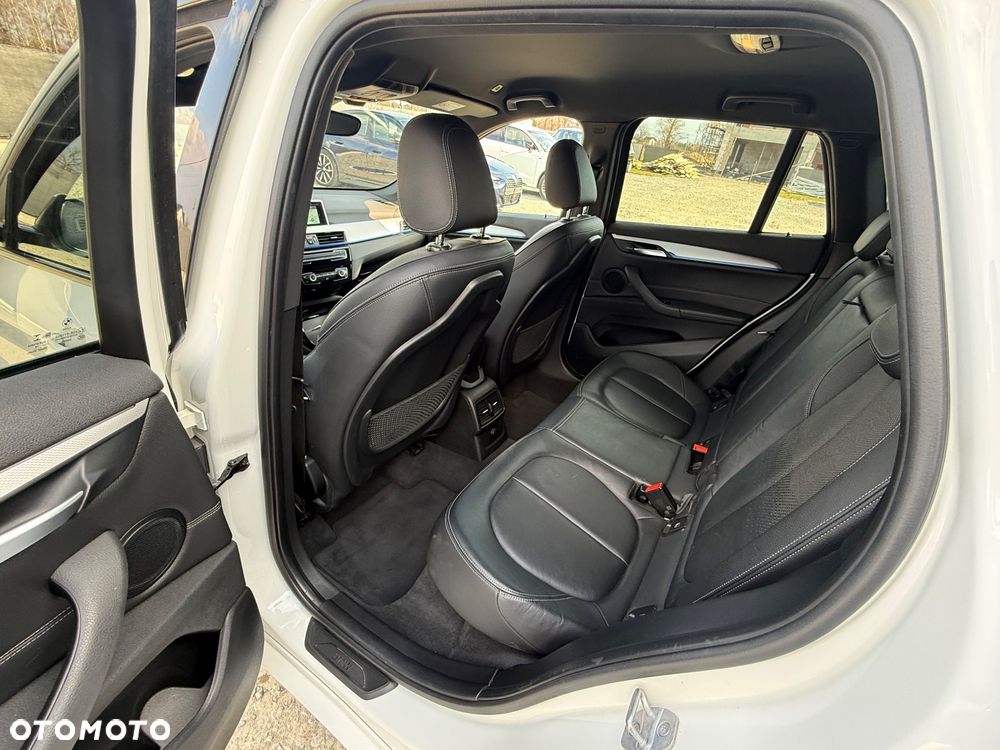 BMW X1 xDrive18d M Sport - 10