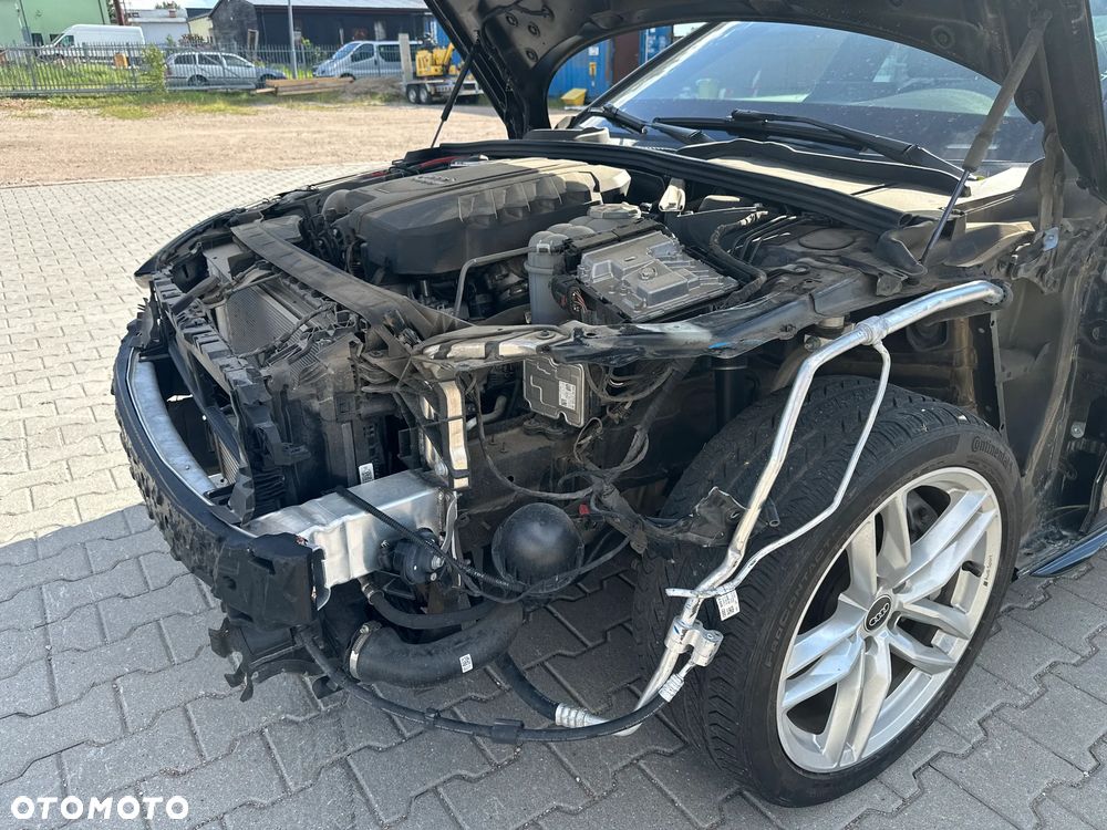 Audi A4 Limousine - 13