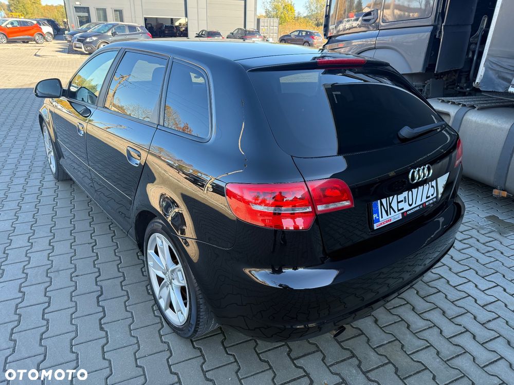 Audi A3 Sportback 1.6 TDI Attraction - 13