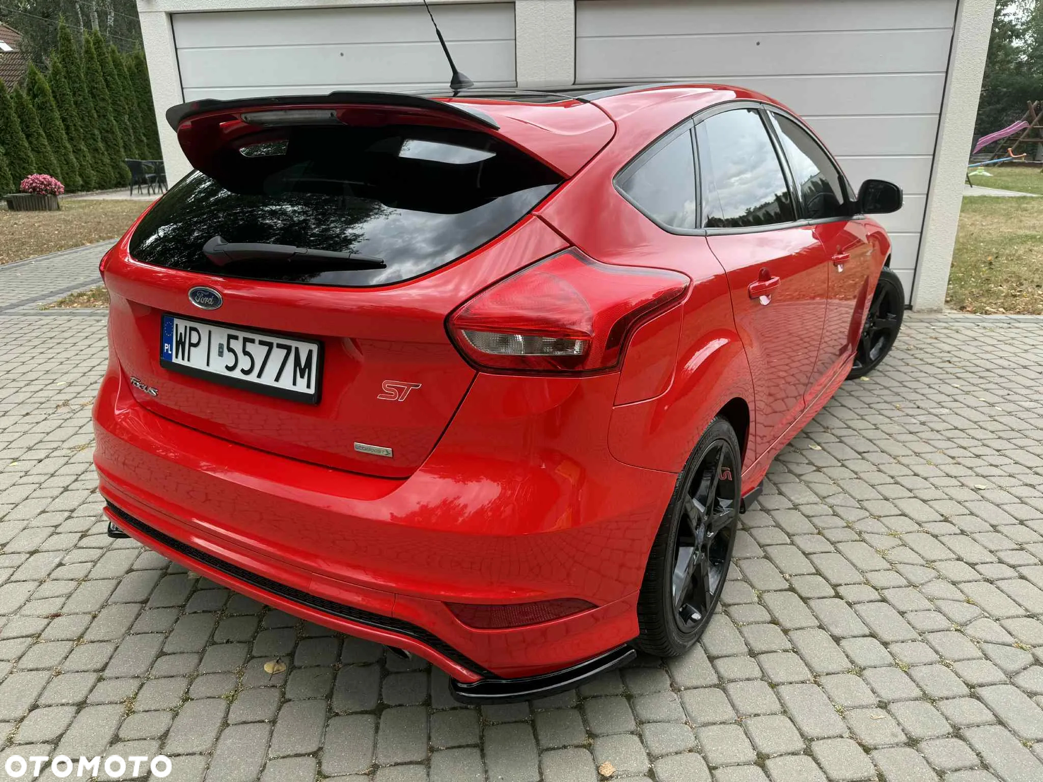 Ford Focus ver-1-5-ecoboost-st--line-red-ass - 4