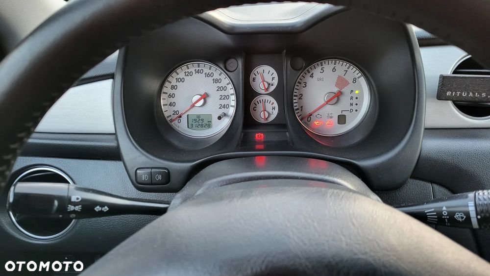 Mitsubishi Outlander 2.4 4WD Automatik Intense - 14