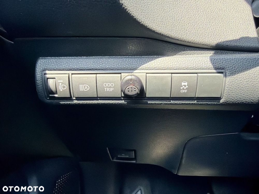 Toyota Corolla 1.8 Hybrid Comfort - 27