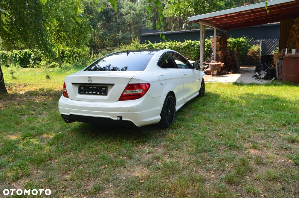 Mercedes-Benz Klasa C 220 CDI DPF (BlueEFFICIENCY) 7G-TRONIC - 5