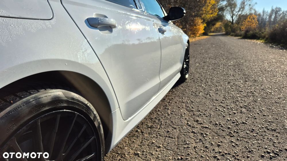 Audi A6 Avant 2.0 TDI ultra S tronic - 21