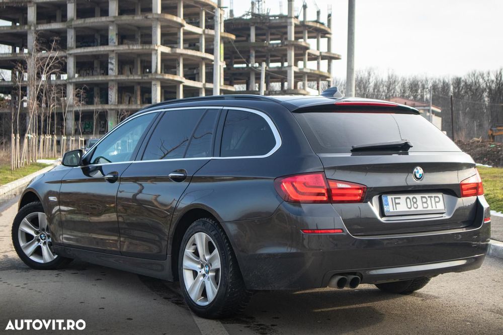 BMW Seria 5 520d - 7