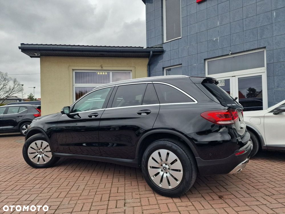 Mercedes-Benz GLC 300 e PHEV 4-Matic Avantgarde - 8