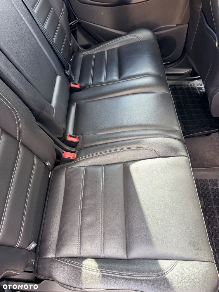 Ford Escape 2.0 EcoBoost AWD Titanium - 23