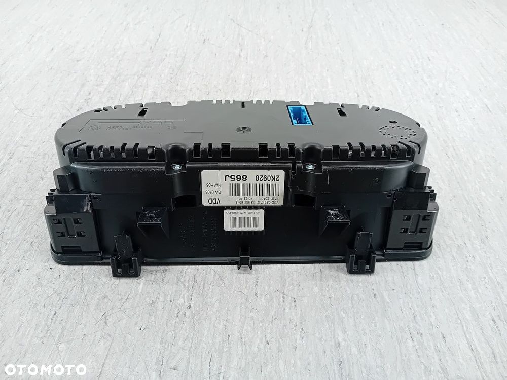 LICZNIK VW CADDY III FL 2K0920865J 1.6 TDI - 2