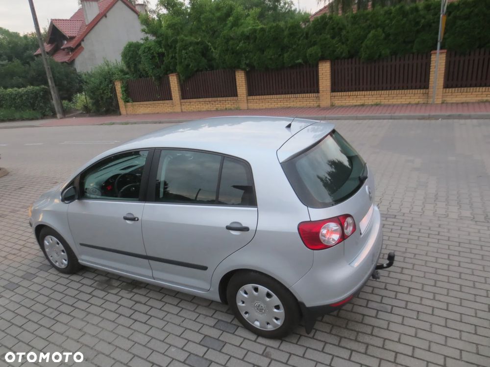 Volkswagen Golf Plus 1.9 TDI DPF Trendline DSG - 19