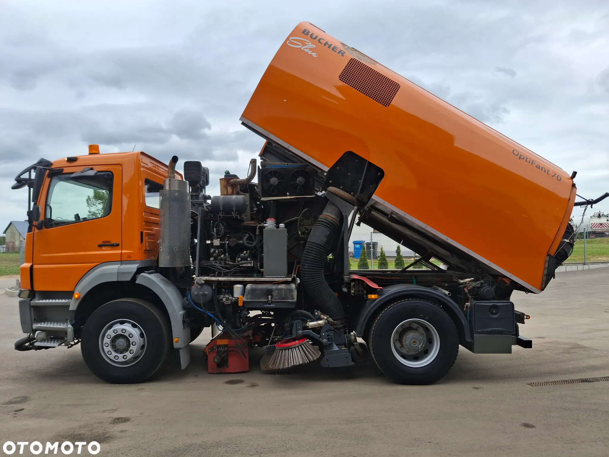 Mercedes-Benz Axor 1823 Zamiatarka Bucher Optifant 70 Szczotki Lewa Prawa Strona 2 Silniki Rura Do Liści Odchwaszczarka - 16