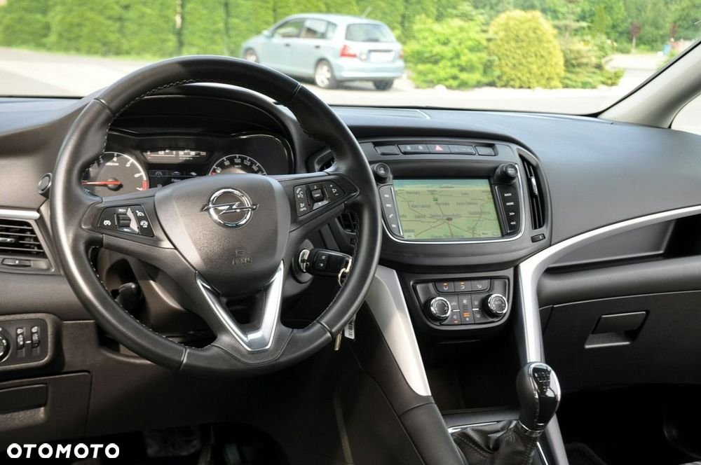 Opel Zafira - 29