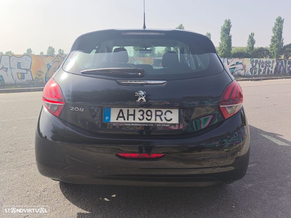 Peugeot 208 1.6 BlueHDi Style - 8