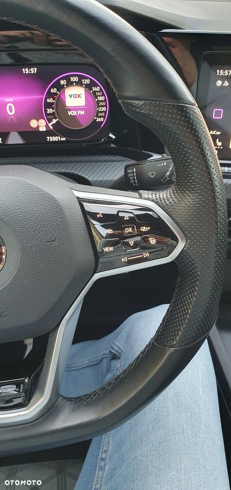 Volkswagen Golf 1.5 TSI EVO R-Line - 27