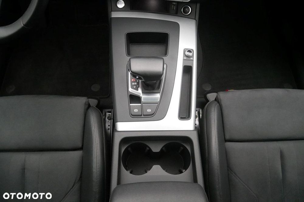 Audi Q5 Sportback - 11