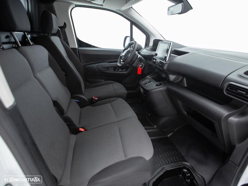 Peugeot e-Partner 50 kWh Premium Standard c/IVA - 11