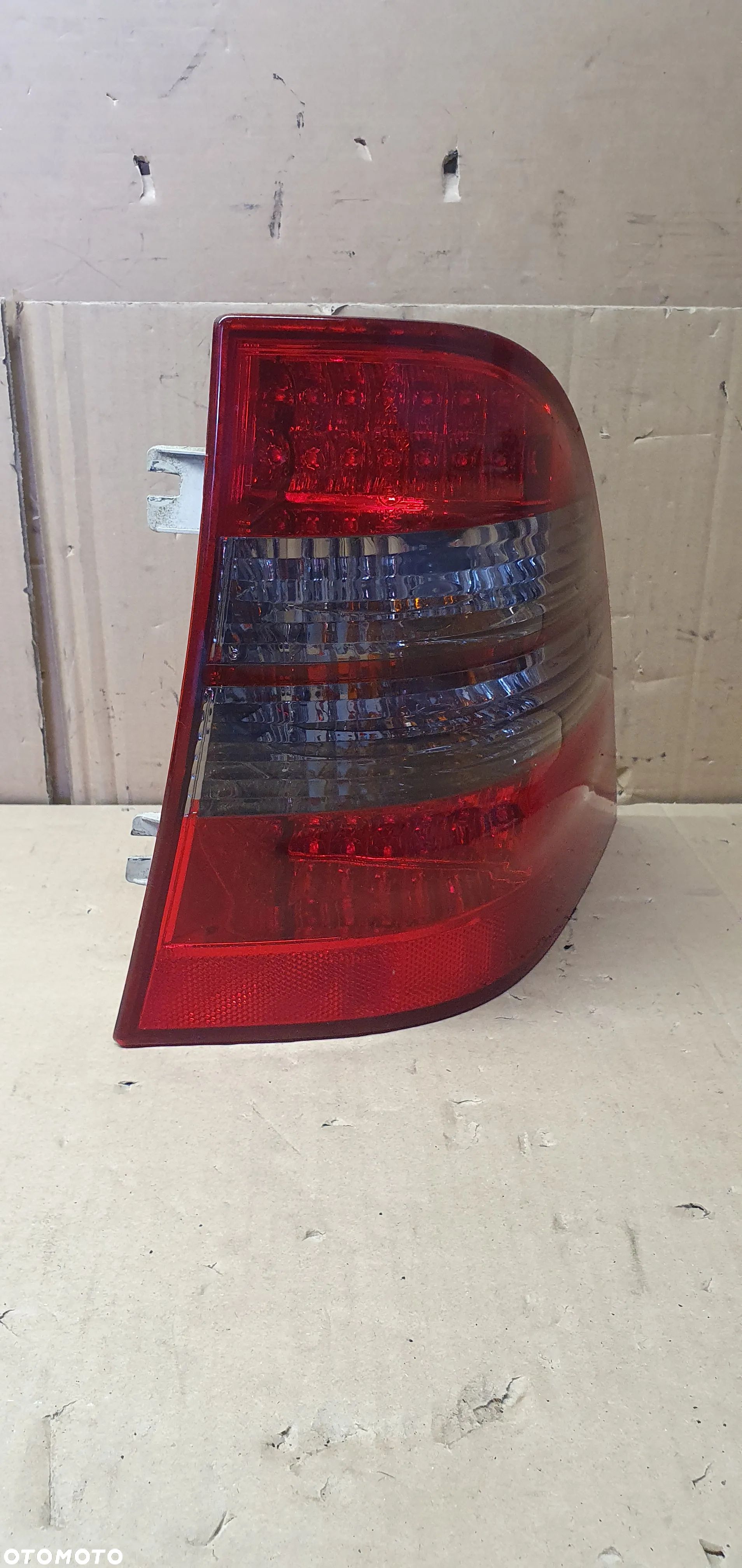 Lampa prawy tył tylna prawa Mercedes ML W163 Lift LED - 1