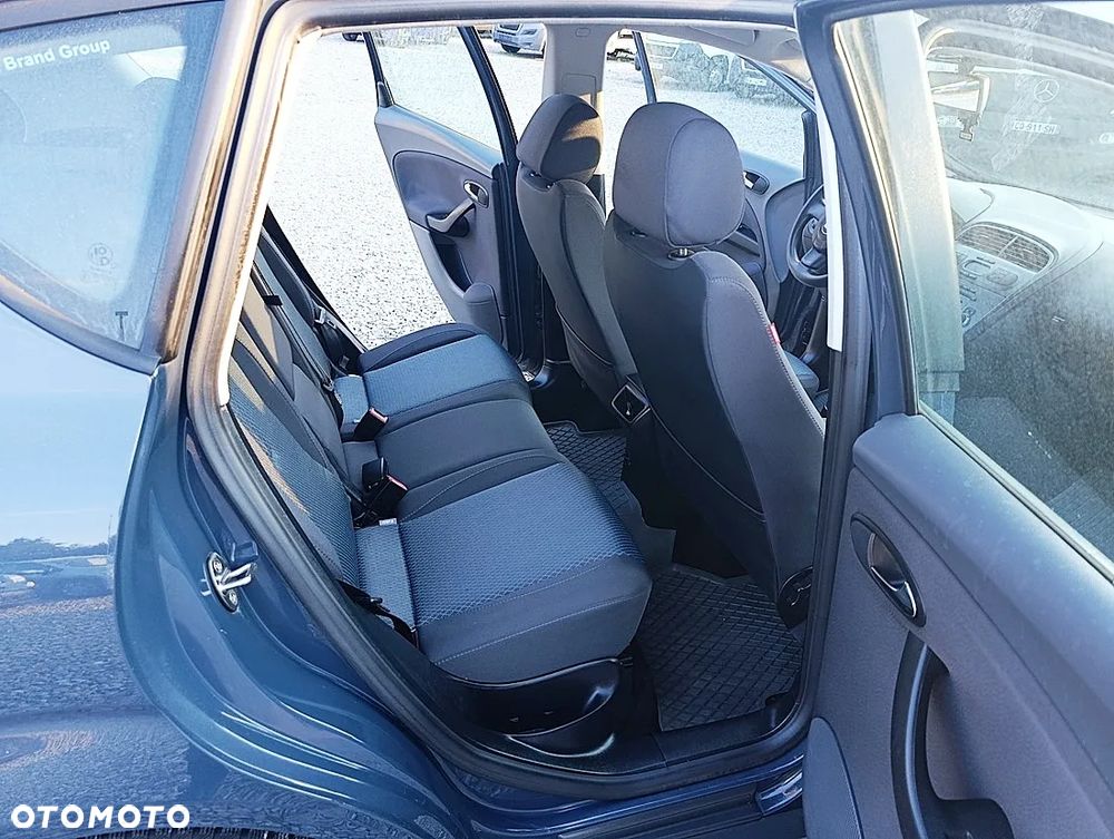 Seat Toledo 1.6 Reference - 17