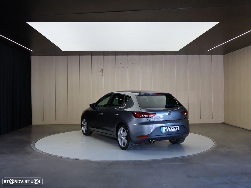 SEAT Leon 2.0 TDI DPF FR - 4