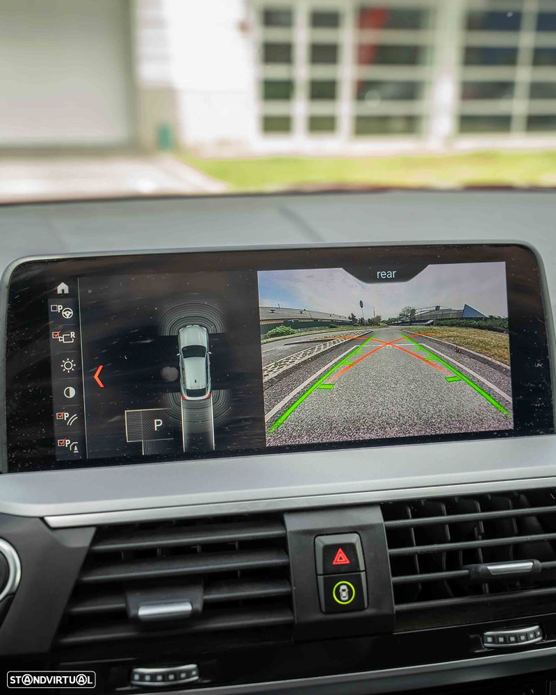 BMW X4 xDrive20i Aut. Advantage - 20