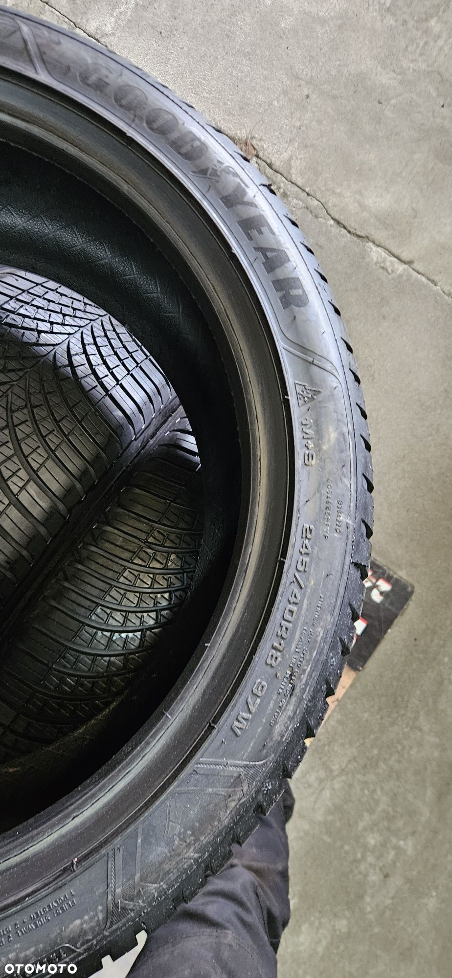 opony używane 245/40R18 Goodyear vector 4seasons Gen-3 - 6