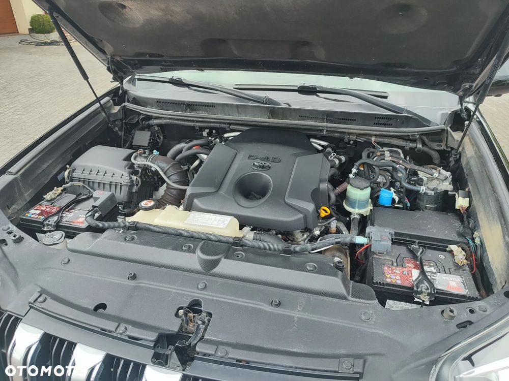 Toyota Land Cruiser LC 2.8 D-4D Prado - 25