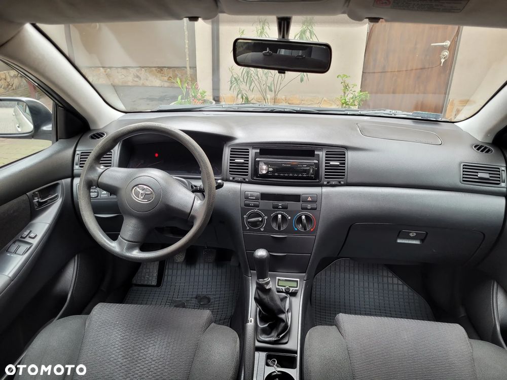 Toyota Corolla 1.6 VVT-i Terra - 7