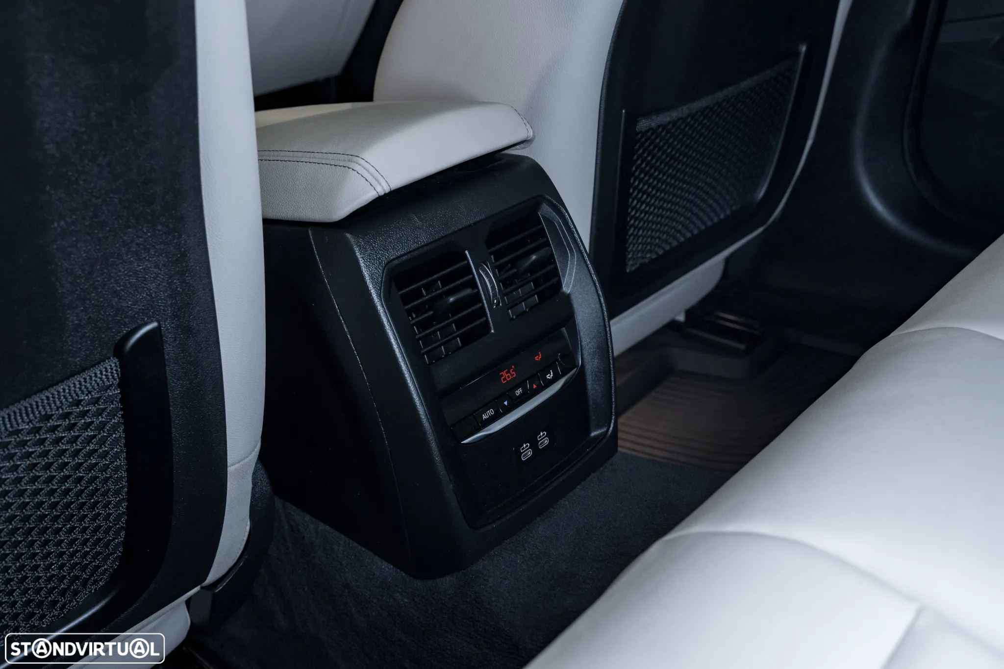 BMW 330 e Touring Pack M Auto - 27