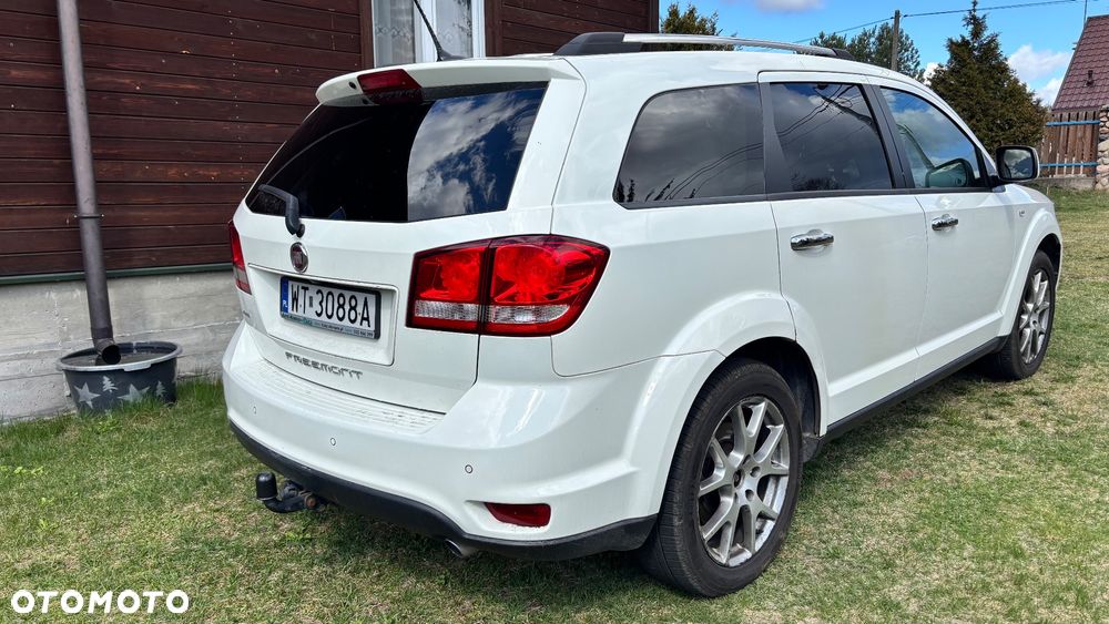 Fiat Freemont 2.0 Multijet Black Code AWD - 3