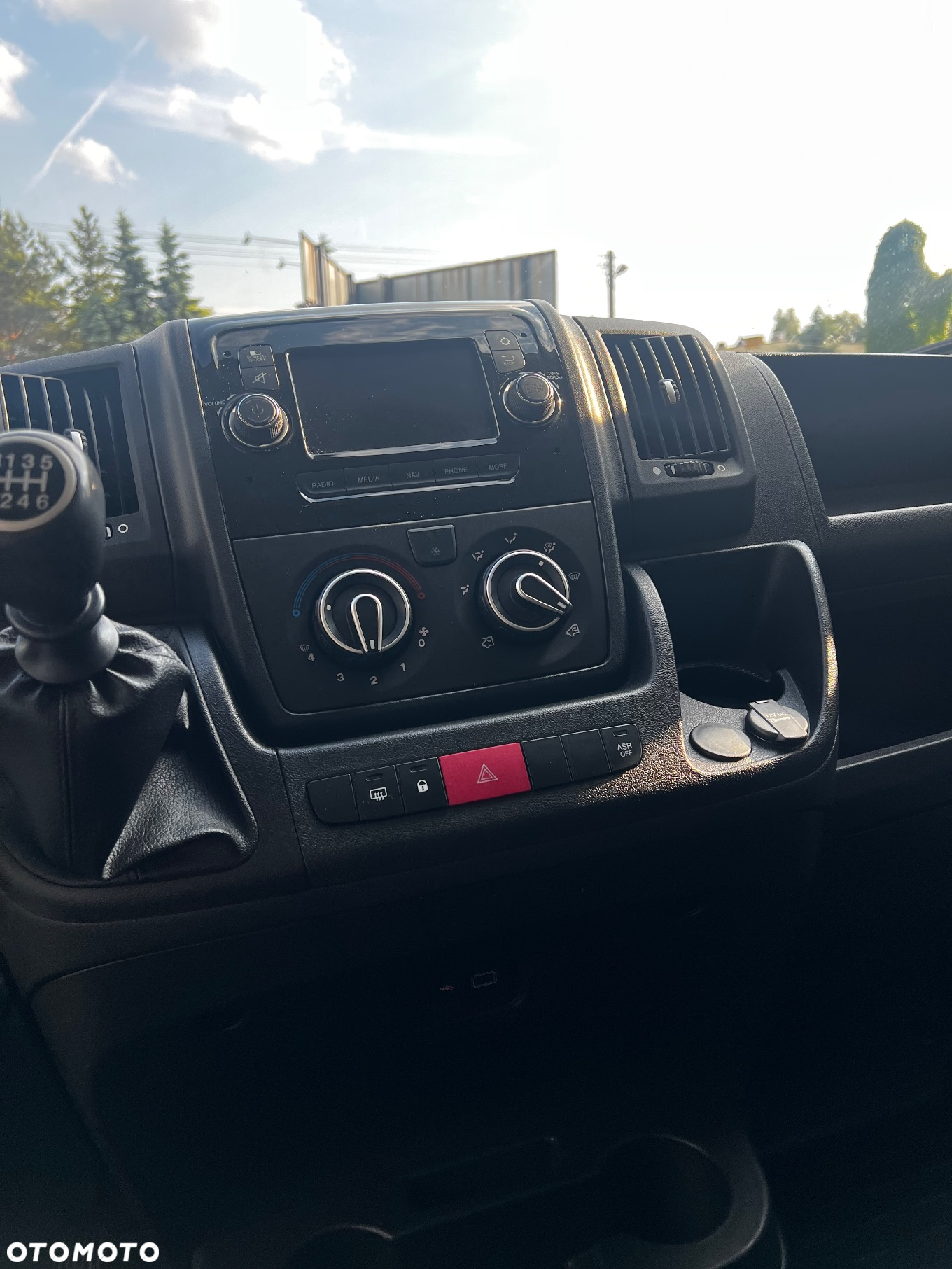 Peugeot Boxer 333 BlueHDi L2H2 - 15