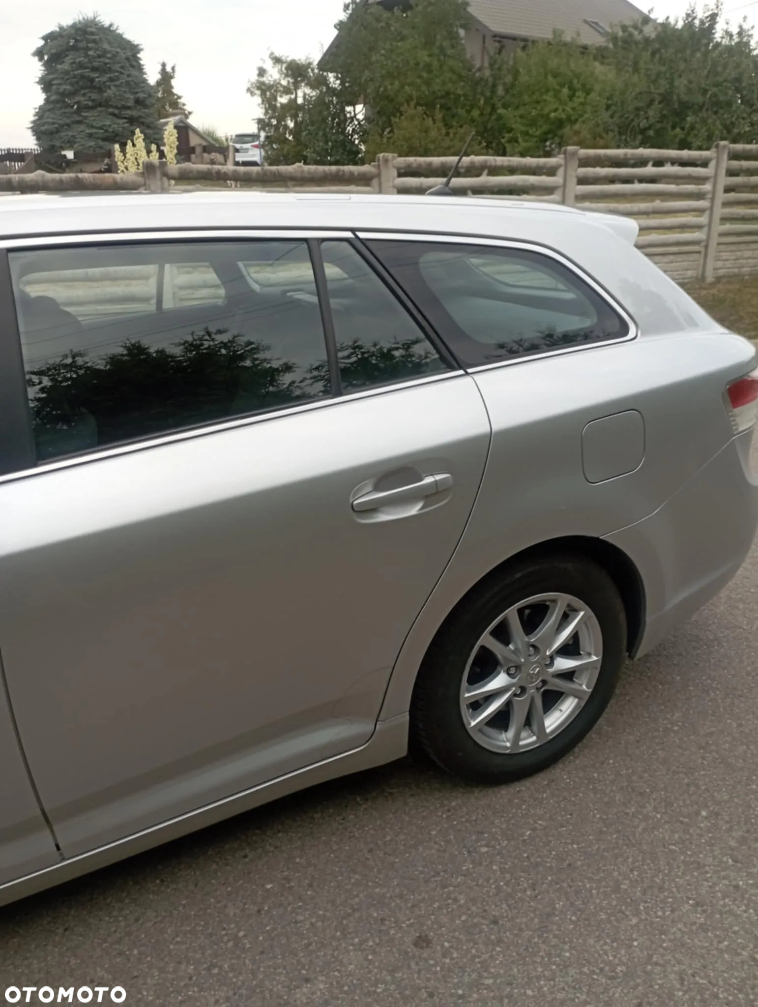 Toyota Avensis - 7