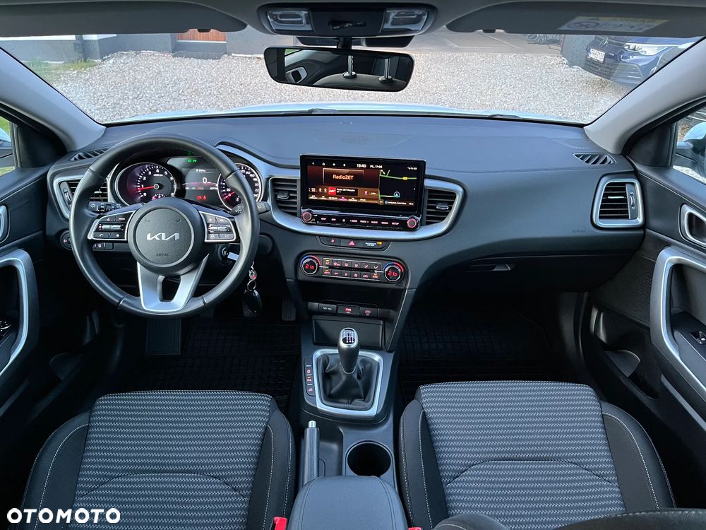 Kia Ceed 1.5 T-GDI M - 8