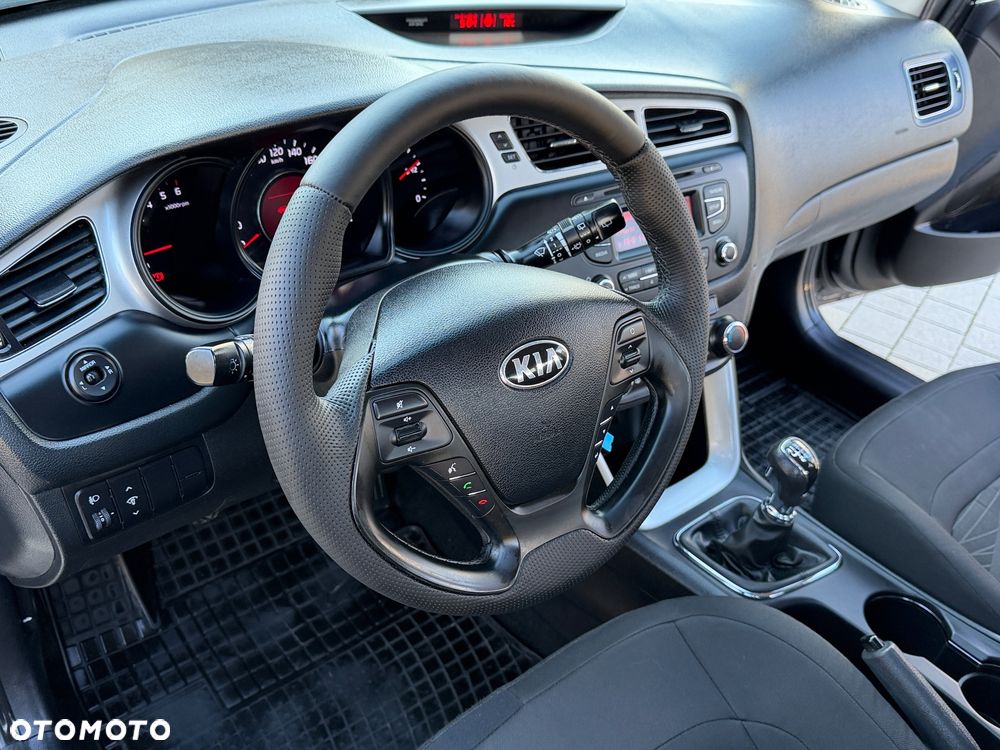 Kia Ceed 1.6 CRDi L - 19