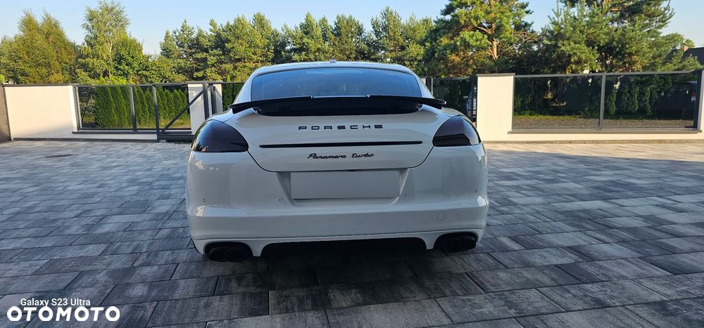 Porsche Panamera Turbo - 13