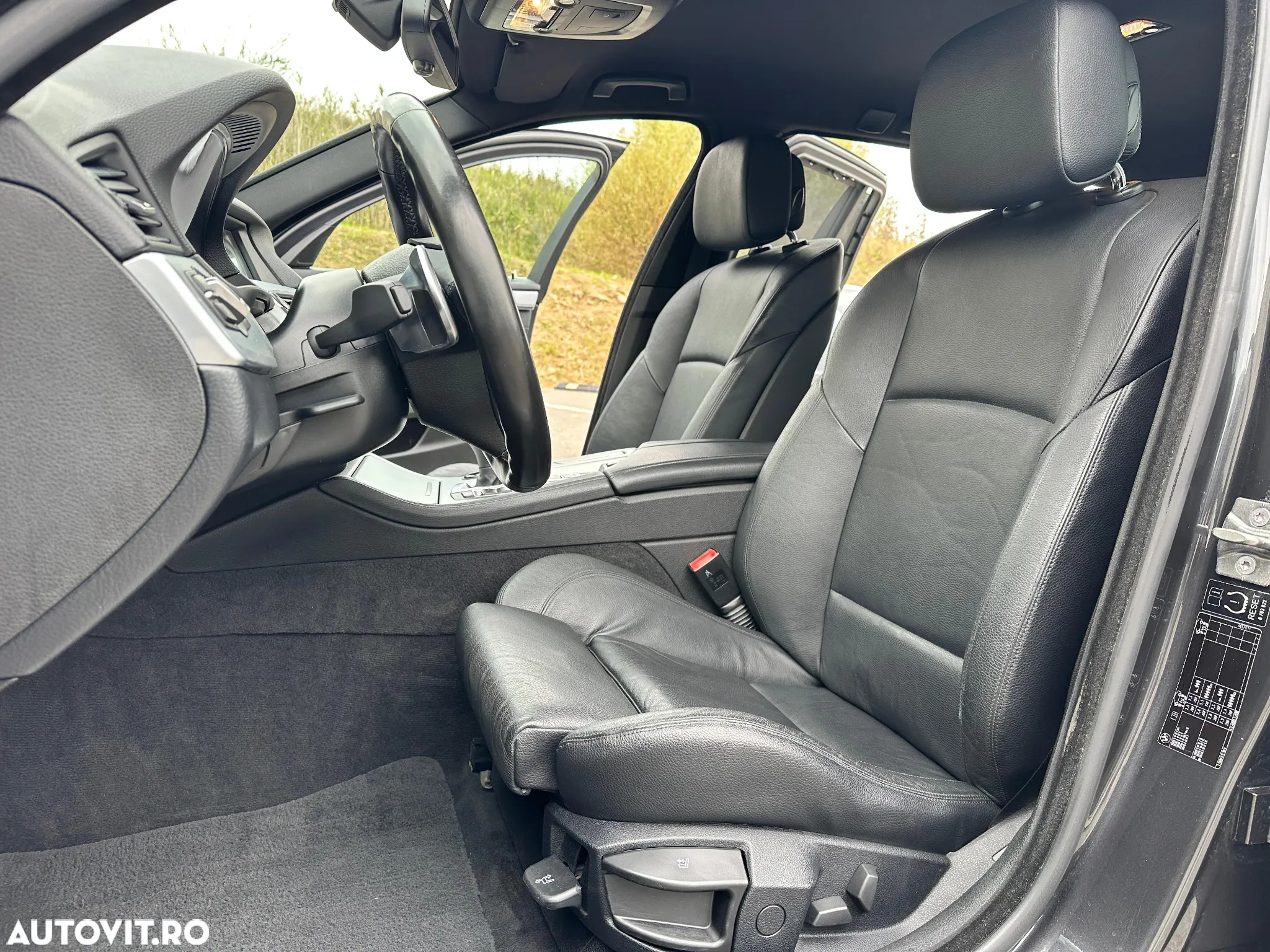 BMW Seria 5 520d Touring BluePerformance Sport-Aut. - 20