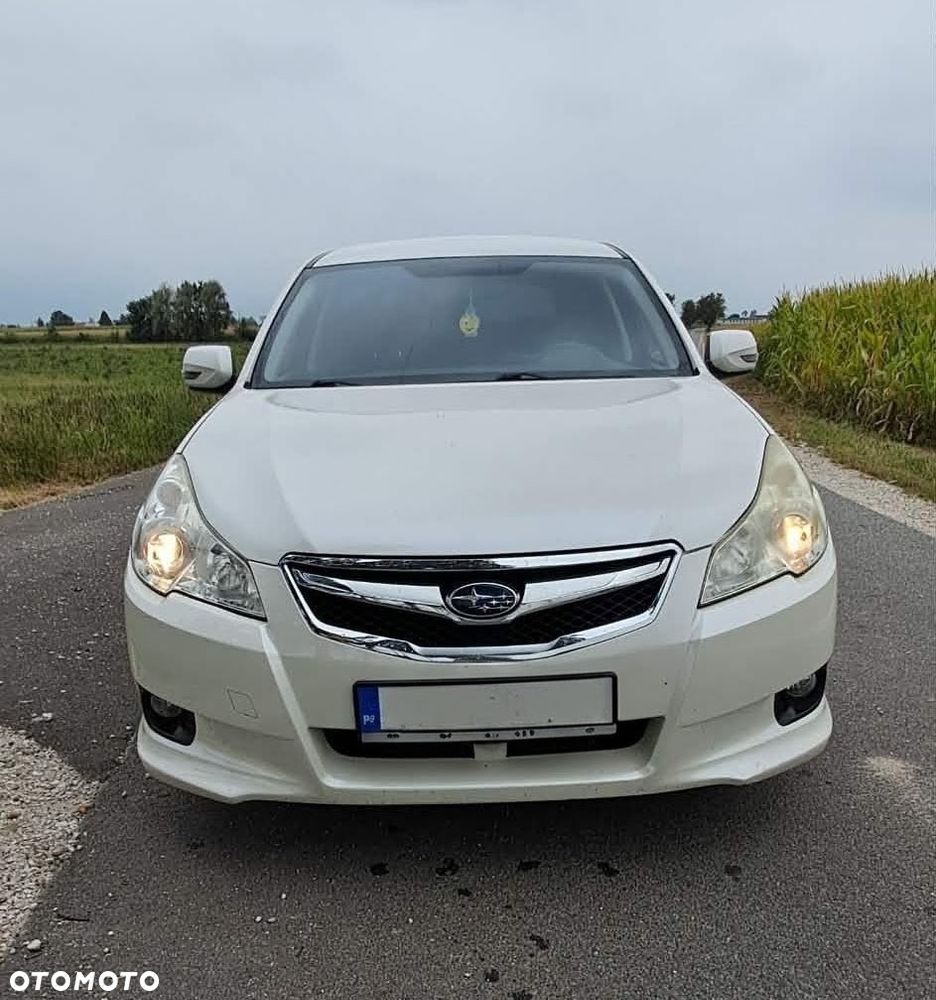 Subaru Legacy - 1